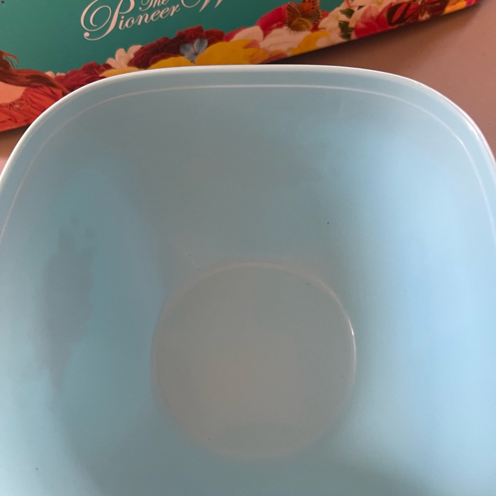 The Pioneer Woman Sweet Rose Blue Floral Food Storage Set - Picture 10 of 10